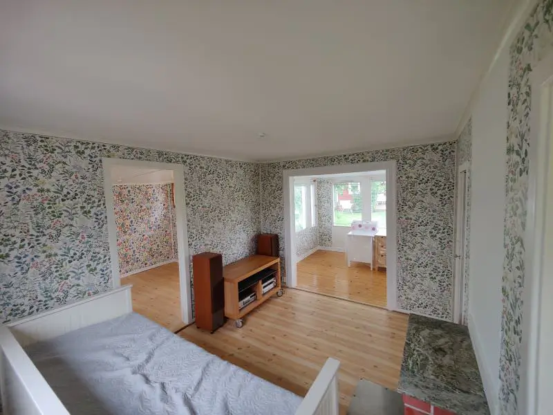 Renovering / tapetsering av sommarstuga