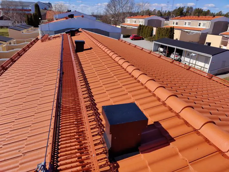 Takläggning Brf Sparta i Nörrtälje