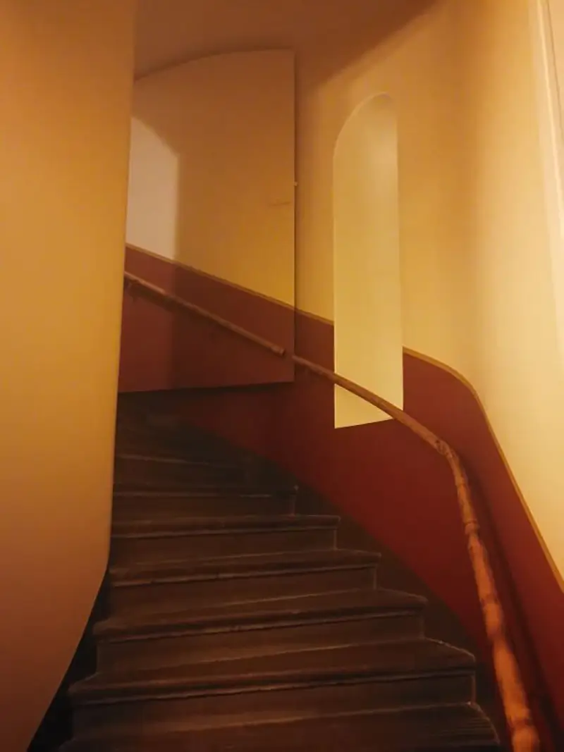 Trapphusmålning i Uppsala